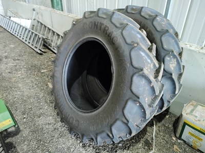 Lot 31 - Pair of Continental 420/85R30 Tyres