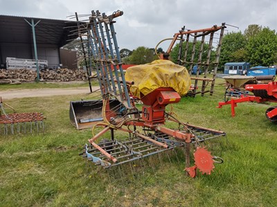 Lot 104 - Opico 6m Hydraulic Folding Grass Harrow with...