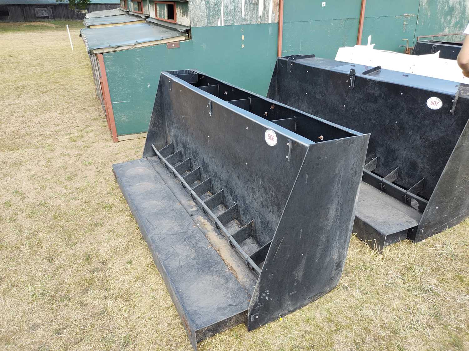 Lot 506 - Ad-Lib Weaner Feeder