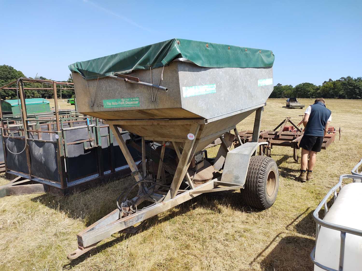 Lot 454 - 2t Peter Allen Feeder Wagon