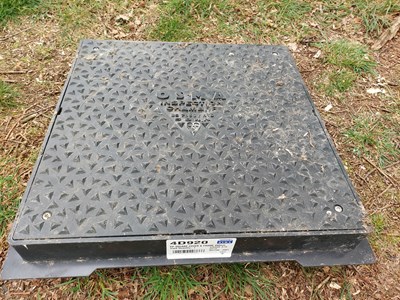Lot 70 - Osma inspection cover 450mm