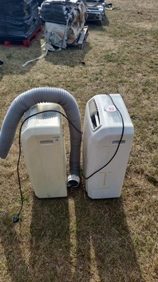 Lot 92 - 2 x Air conditioning units