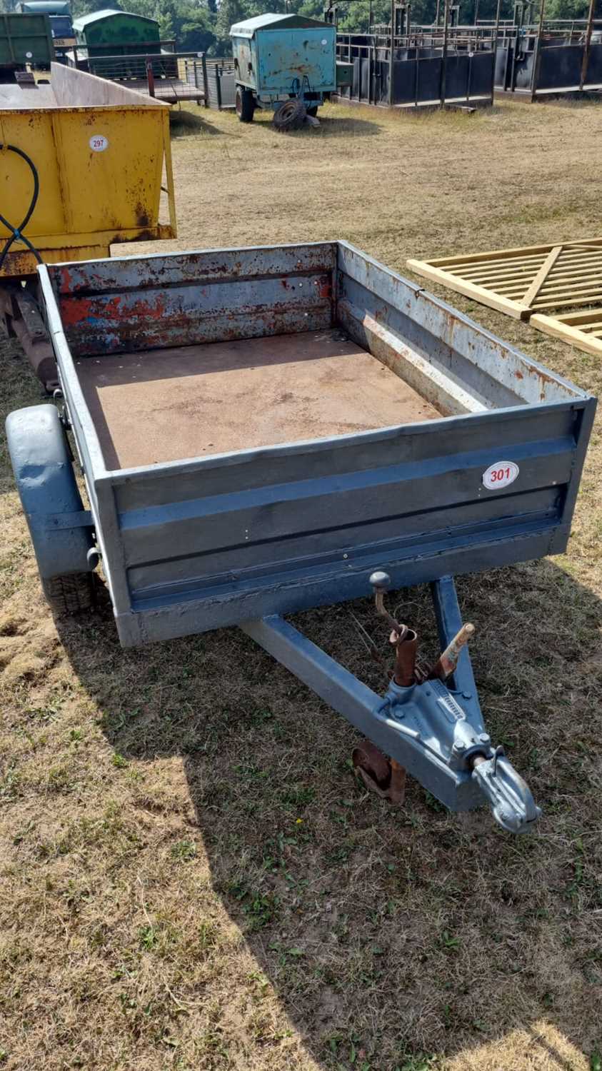 Lot 301 - Small car trailer