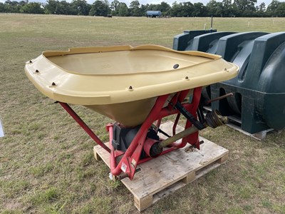 Lot 378 - Vicon 602 Fertiliser Spreader