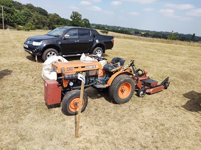 Lot 740 - Kubota Compact Tractor c/w Topper