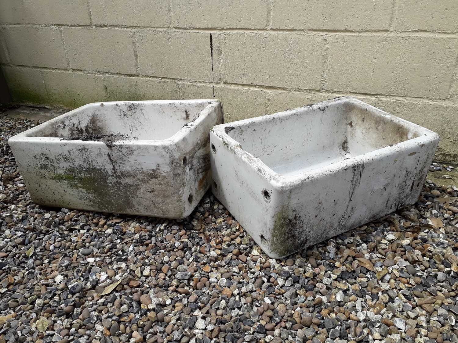 Lot 696 - 2 Belfast Sinks