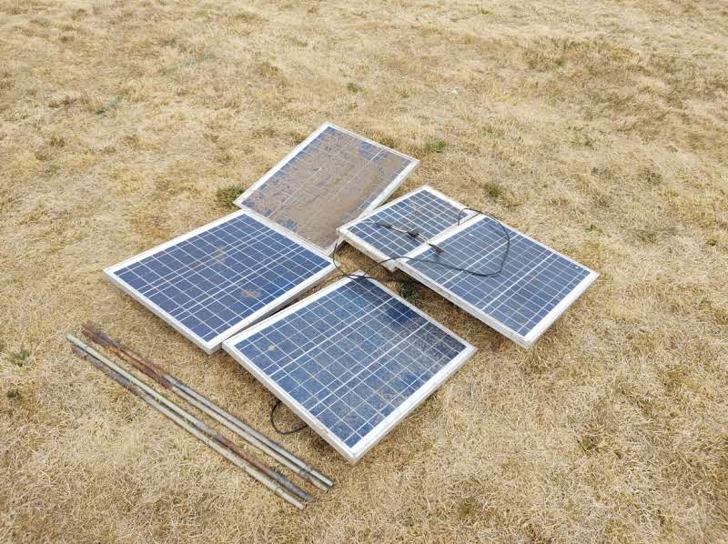 Lot 214 5 x Solar Panels