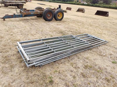 Lot 224 - Qty of Various Galvanised Gates