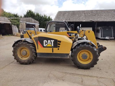 Lot 24 - Cat Teleporter TH 406 (Year 2010) 5706 hours....