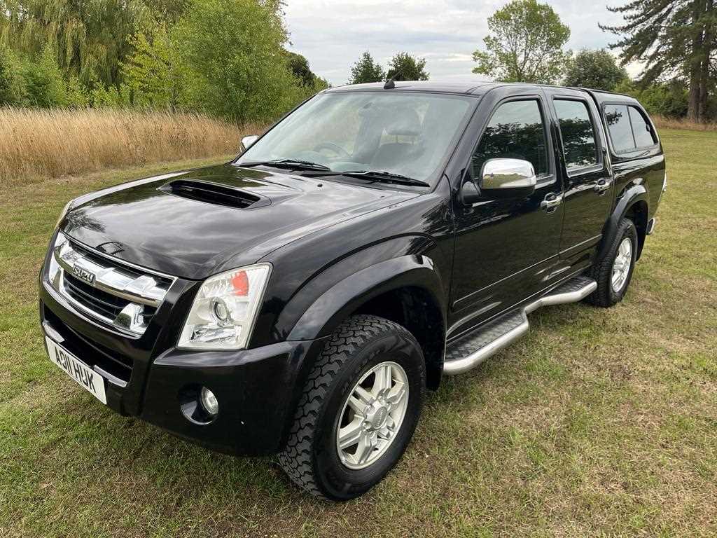 Lot 56 - Isuzu Rodeo Denver (2011). Reg: AO11 HUK....