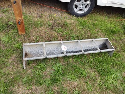 Lot 114 - Feed Trough (Located in Sicklesmere)