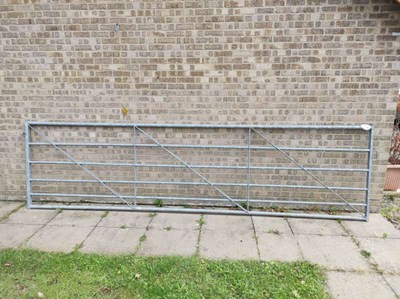Lot 115 - Steel Gate 14' (Located in Sicklesmere)