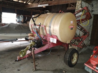 Lot 14 - 12m Lely Sprayer model j. In working order.