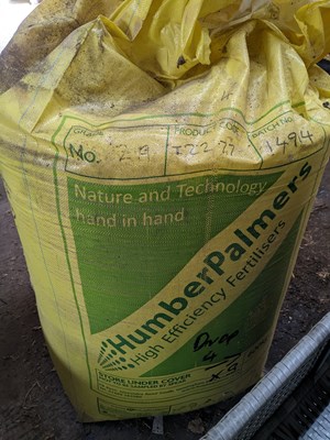 Lot 36 - 600kg Humber Palmer seedbed fertiliser