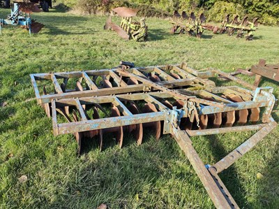 Lot 90 - Ransomes Trailed 9ft Discs