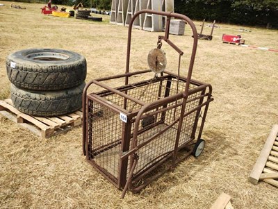 Lot 104 - Sheep Weighing Scales