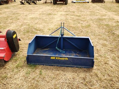 Lot 111 - 2018 Kilworth 5" Tipping Transport Box. Very...