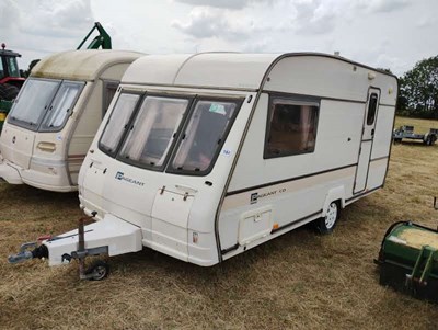 Lot 184 - Caravan