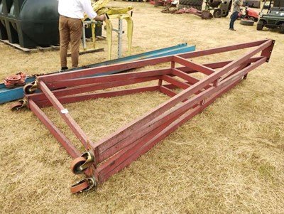 Lot 176 - Large A Frame with Lift Pulleys