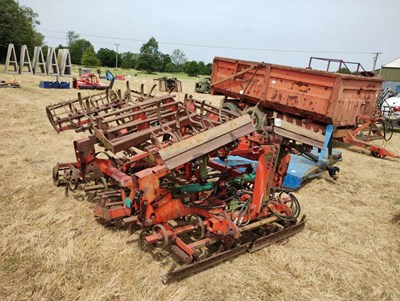 Lot 139 - Kverneland Combinator 2 . 4m. Hydraulic folds...