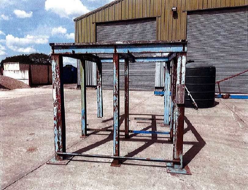 Lot 165 - RSJ Tank Stand