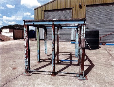 Lot 165a - RSJ Tank Stand