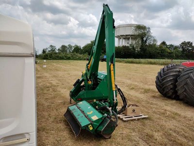 Lot 186 - Spearhead Hedge Cutter 605.