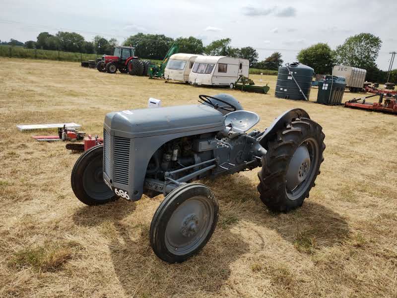 Grey Ferguson T20 Style Metal Tractor Model – Diecast Tin, Grey Paint, Brand New, China