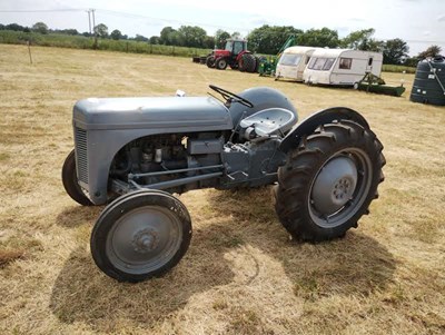 Lot 207 - Grey Ferguson Tractor. New back tyres and no V5