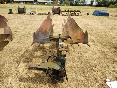 Lot 209 - Massey Ferguson 797 Plough