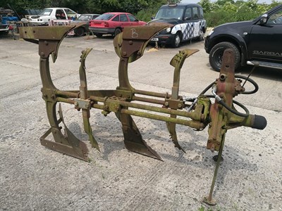 Lot 210 - Massey Ferguson 797 Plough