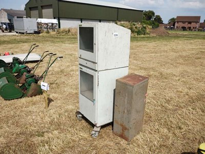 Lot 226 - 2 x Metal Cabinets (with Keys)