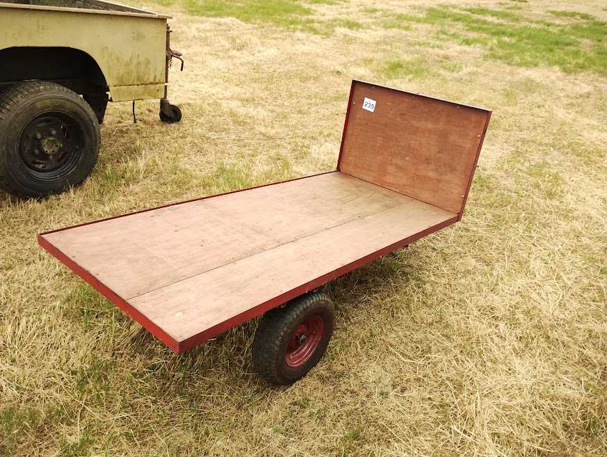 Lot 239 - Small car trailer