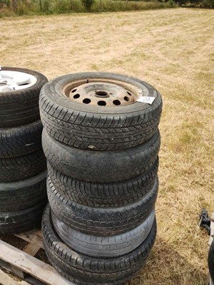 Lot 194 - Qty of Tyres