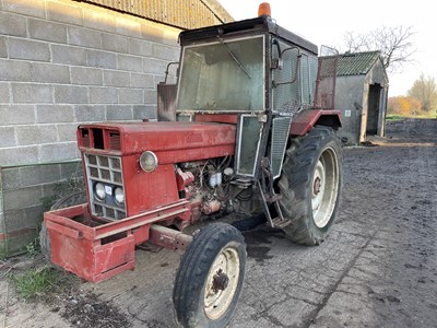 Lot 124a - International Harvester 884 Flatdeck 2WD....