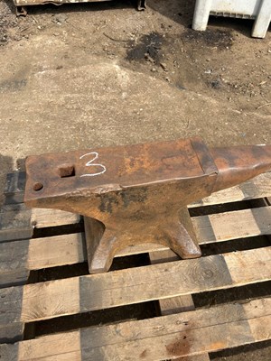 Lot 54 - Blacksmiths Anvil (Located in Podington) - NO VAT