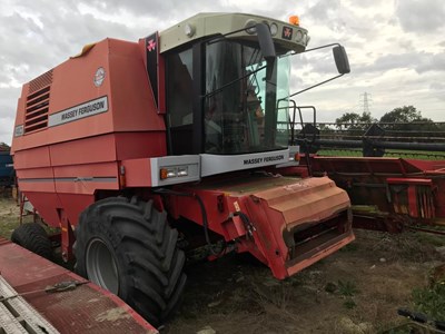 Lot 81 - Massey Ferguson 40 Combine Harvester with...