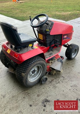 Lot 85 - Toro Wheel Horse Mower (low hours) runs and...