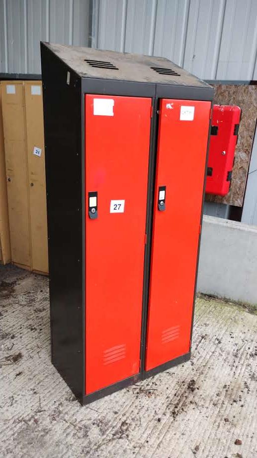 Lot 27 - Set of 2 Lockers (no keys) (Located in Euston,