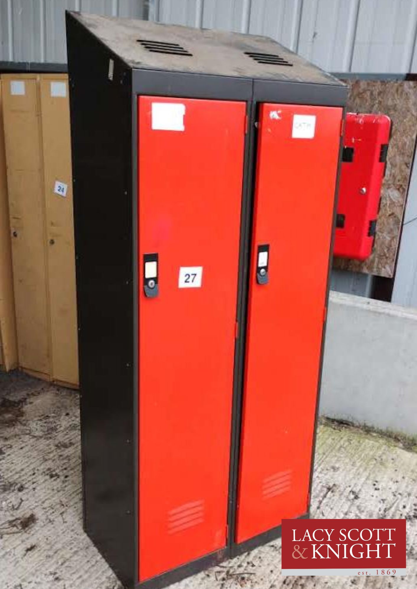 Lot 27 Set of 2 Lockers (no keys) (Located in Euston,