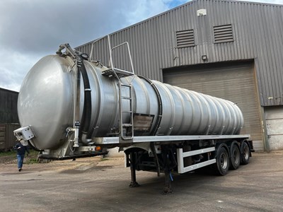 Lot 7 - 33,000 litre Crossland weight Vacuum Tanker...