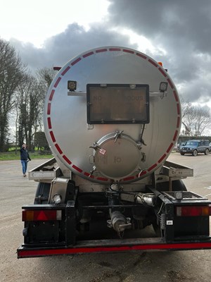 Lot 7 - 33,000 litre Crossland weight Vacuum Tanker...