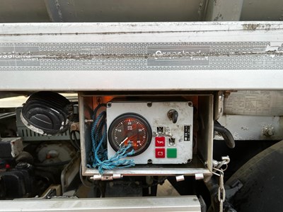 Lot 7 - 33,000 litre Crossland weight Vacuum Tanker...