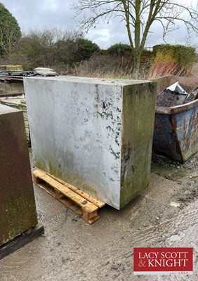 Lot 193 - Used 1200L Steel Oil/Deisel Tank (Located in...