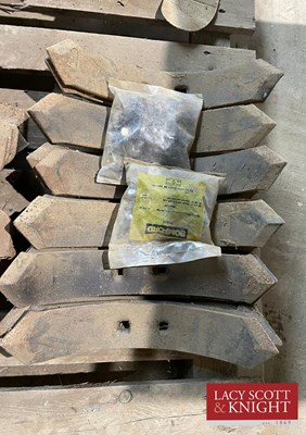 Lot 194 - 15 x 70mm and 5 x 40mm Reversible Cultivator...