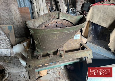 Lot 83b - Root Chopper (Located in Ousden) (NO VAT)