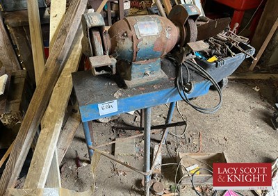 Lot 83h - Unik Sharpener mounted on stand (Located in...