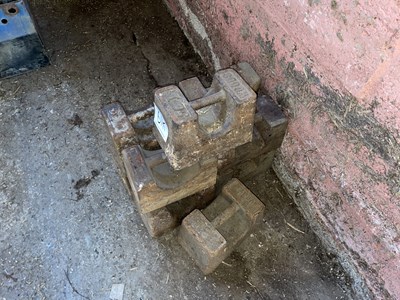 Lot 61 - 10 x Weight Blocks