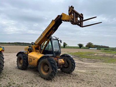 Lot 115 - JCB 528-70 telehandler (2000) (913.2 hours)...