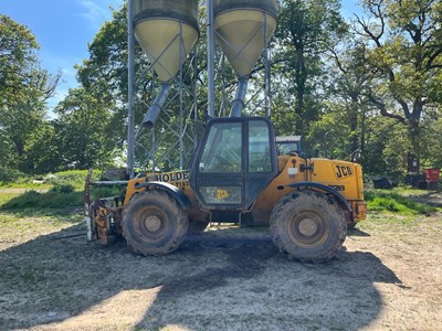 Lot 115 - JCB 528-70 telehandler (2000) (913.2 hours)...
